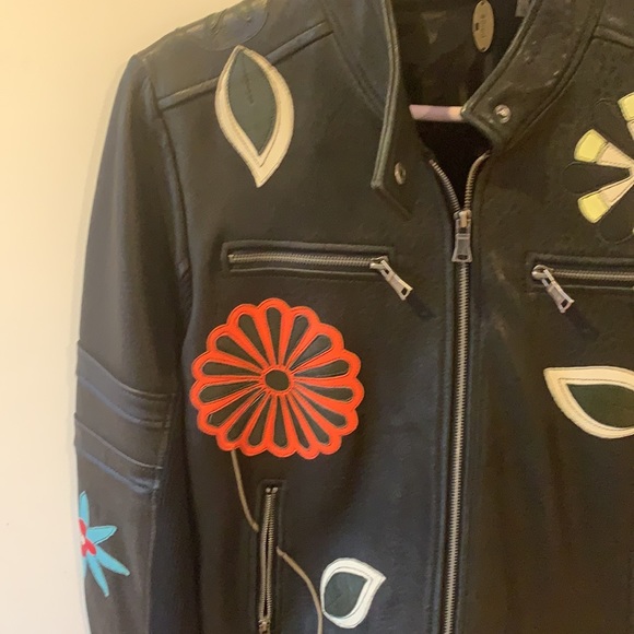 Leather Jacket /Sweater  unique vintage black with flower  appliqués  size Xl - Picture 3 of 5
